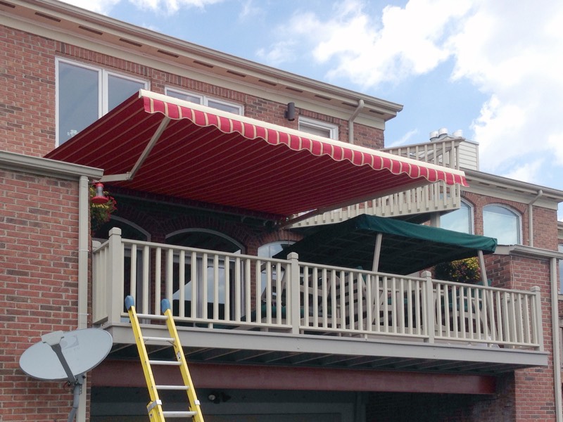 Total Eclipse Retractable Awning 10911